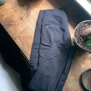 Fabletics Powerhold Mila pocket legging